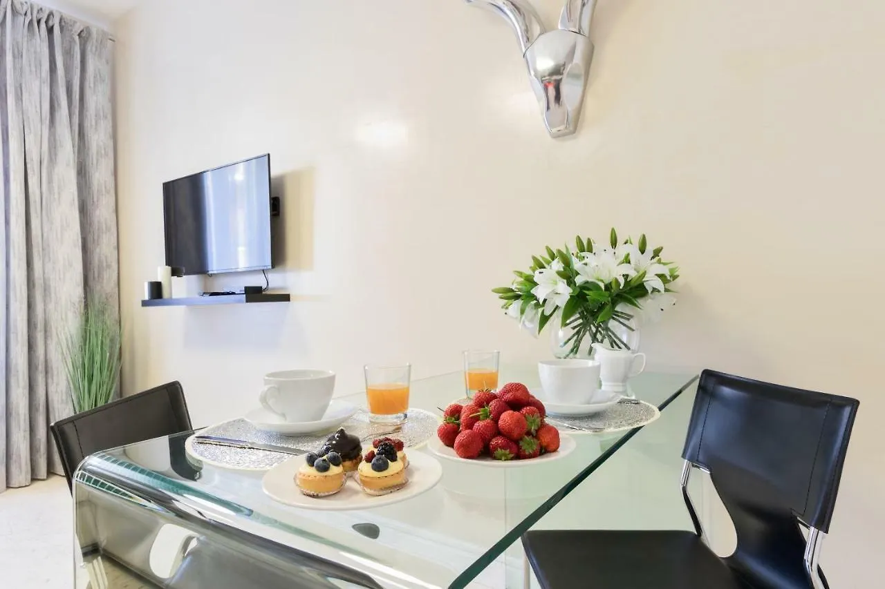 Petra Apartments Roma Italia