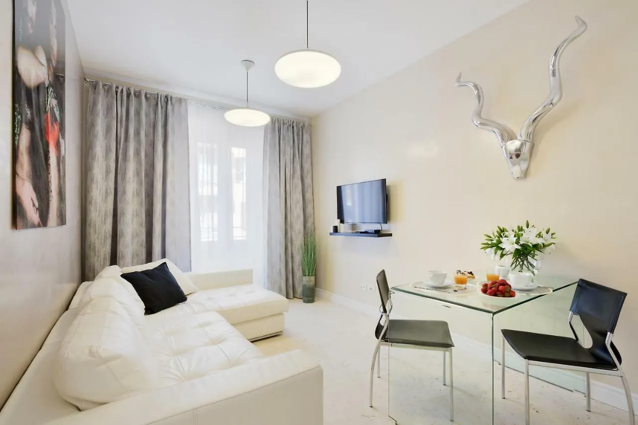 Petra Apartments Italy